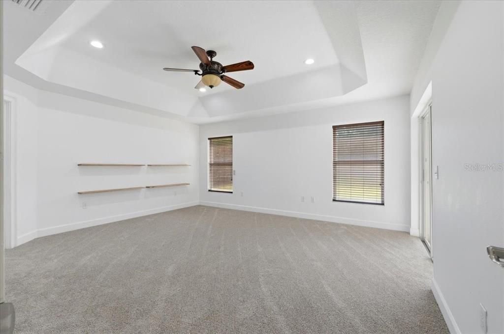 For Sale: $579,000 (5 beds, 3 baths, 2746 Square Feet)
