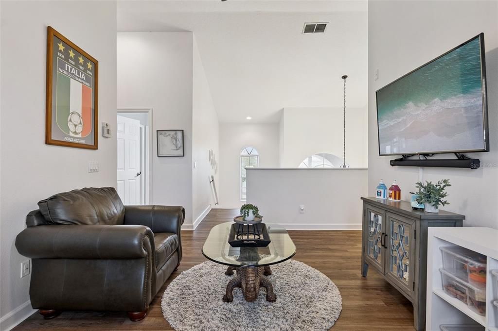 Active With Contract: $765,000 (5 beds, 4 baths, 3333 Square Feet)