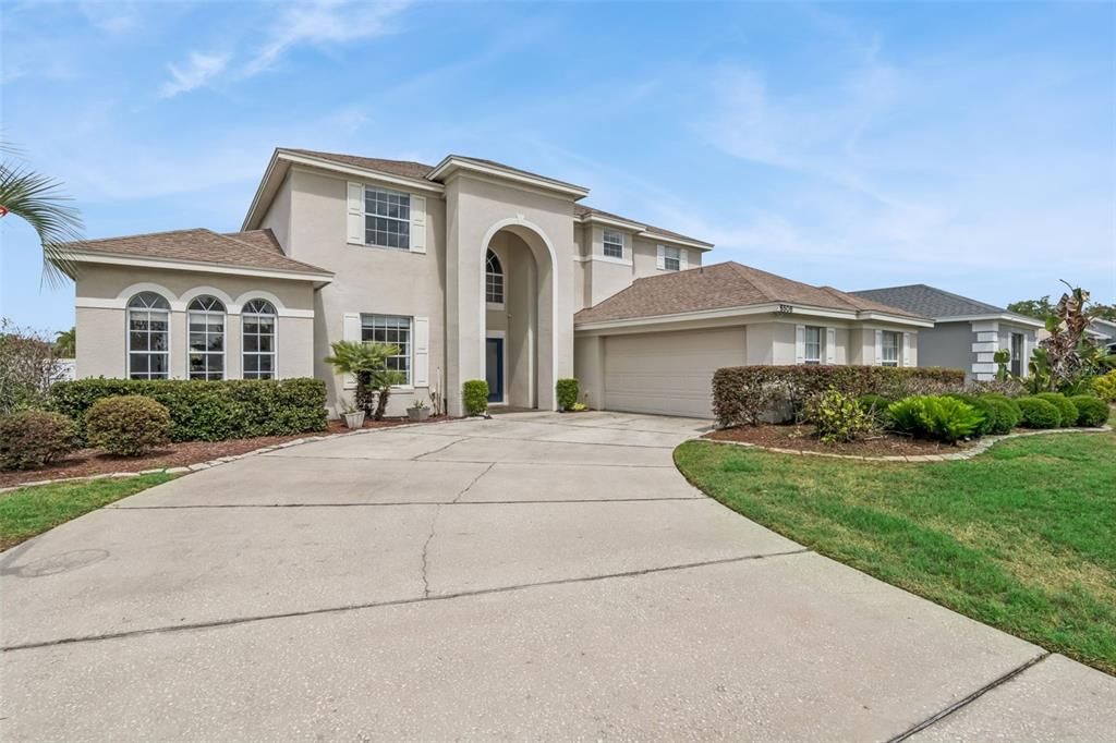 Active With Contract: $765,000 (5 beds, 4 baths, 3333 Square Feet)
