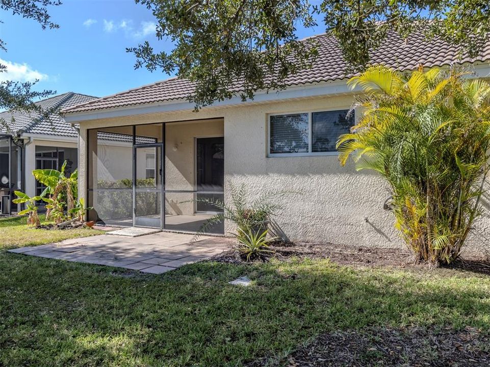 En Venta: $399,000 (3 camas, 2 baños, 2035 Pies cuadrados)