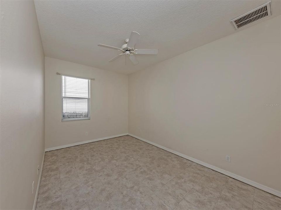 En Venta: $399,000 (3 camas, 2 baños, 2035 Pies cuadrados)