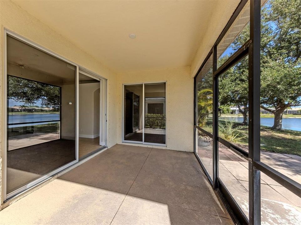 En Venta: $399,000 (3 camas, 2 baños, 2035 Pies cuadrados)