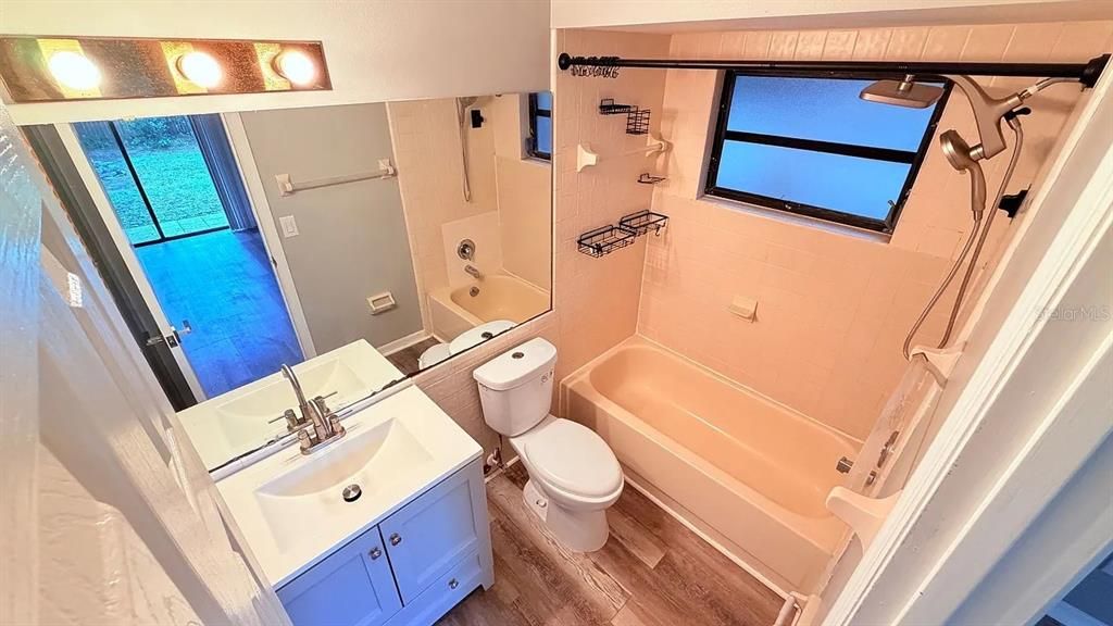 En Renta: $1,950 (2 camas, 2 baños, 936 Pies cuadrados)