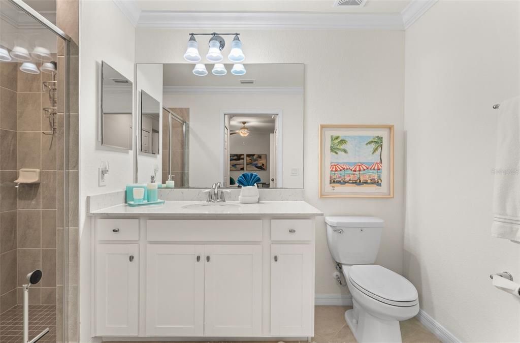 Activo con contrato: $249,000 (2 camas, 2 baños, 1142 Pies cuadrados)