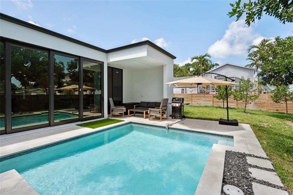 For Sale: $1,599,000 (4 beds, 3 baths, 2726 Square Feet)