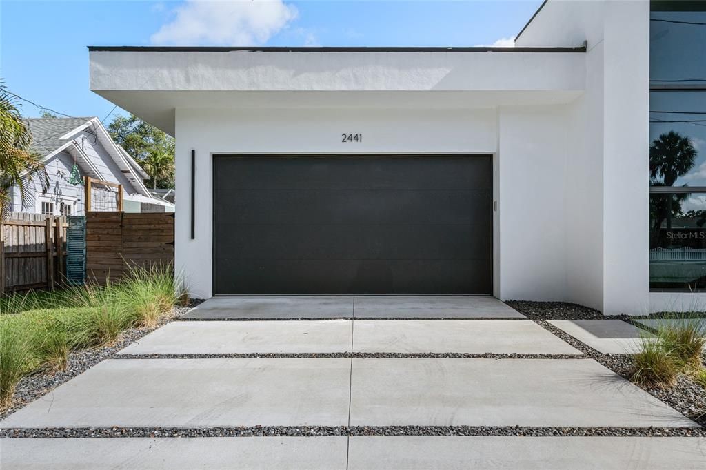 For Sale: $1,599,000 (4 beds, 3 baths, 2726 Square Feet)