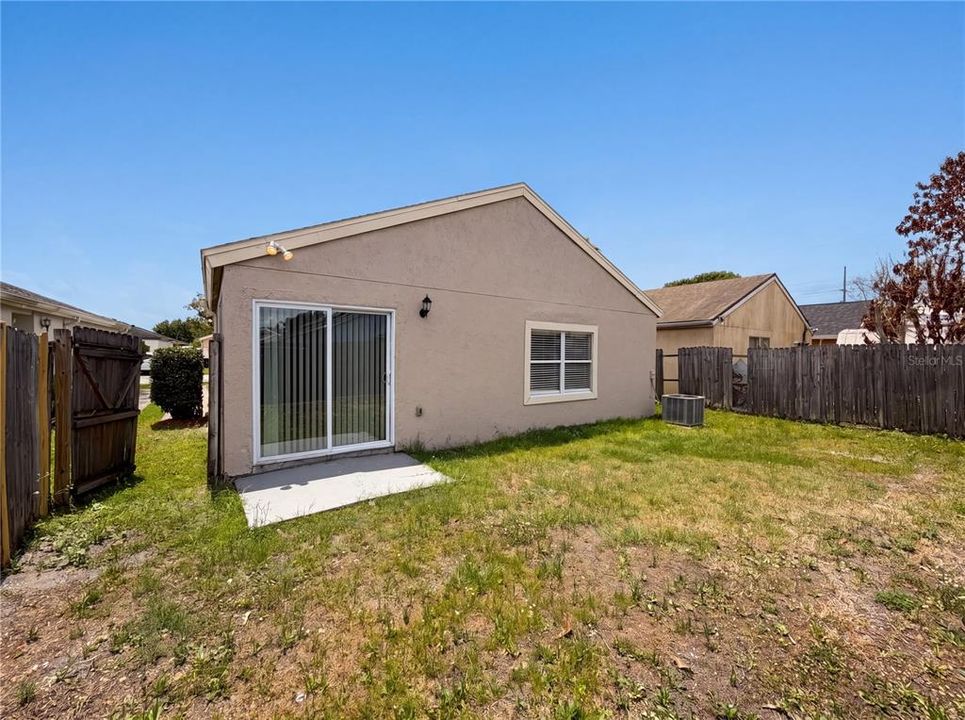 Active With Contract: $285,000 (3 beds, 2 baths, 1165 Square Feet)