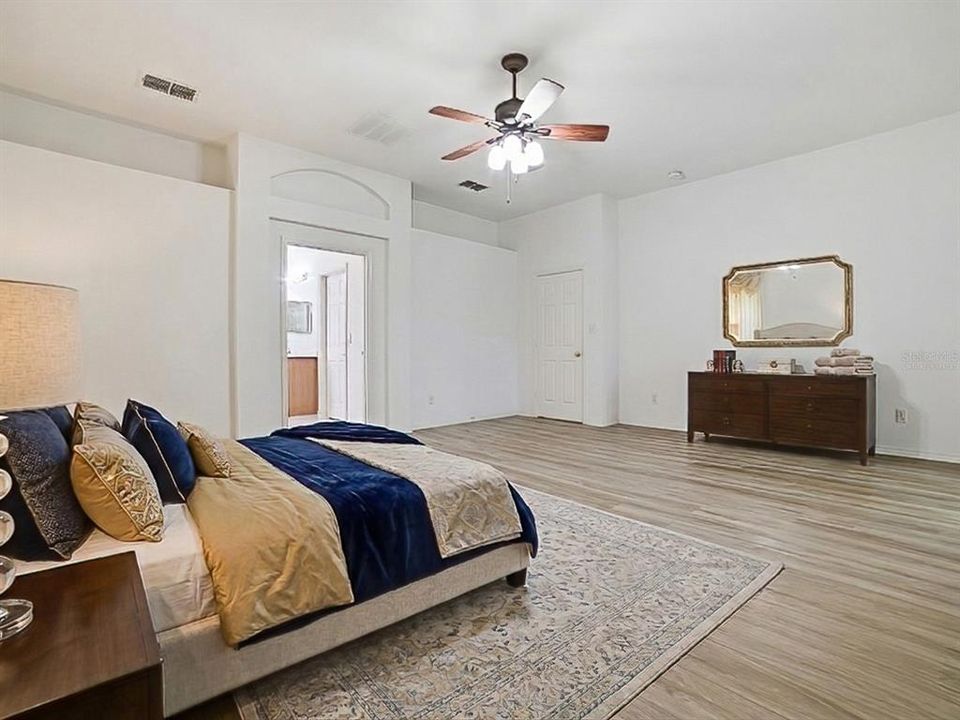 En Venta: $535,000 (3 camas, 2 baños, 3112 Pies cuadrados)
