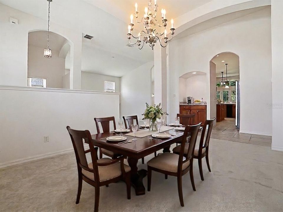 En Venta: $535,000 (3 camas, 2 baños, 3112 Pies cuadrados)