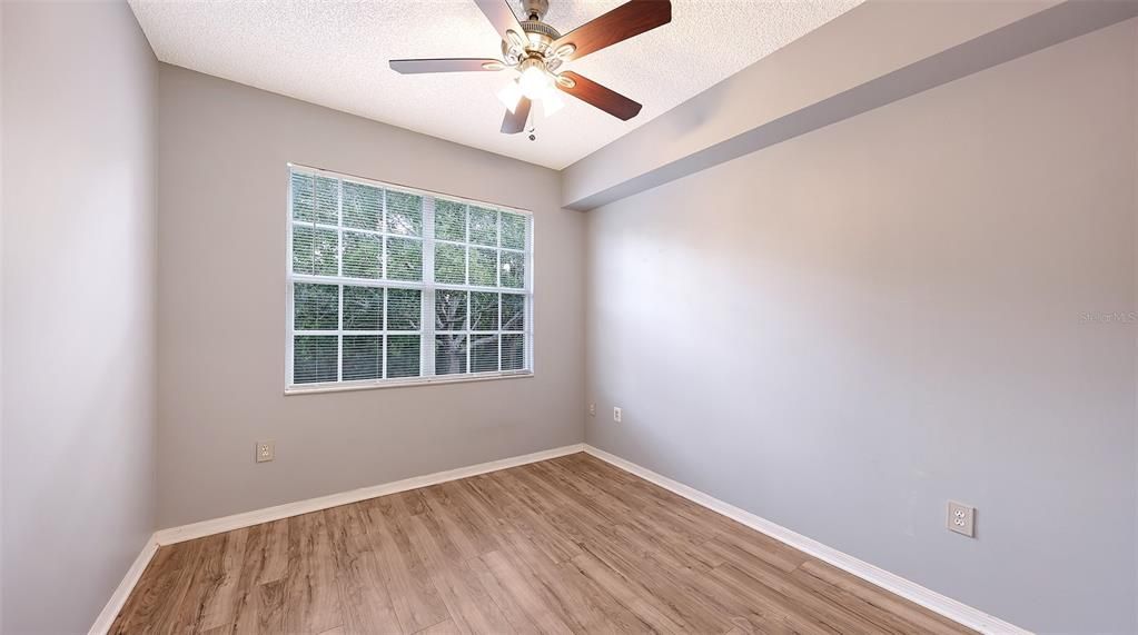 En Venta: $299,202 (3 camas, 3 baños, 1359 Pies cuadrados)