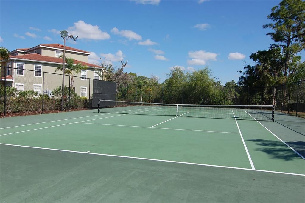 En Venta: $299,202 (3 camas, 3 baños, 1359 Pies cuadrados)
