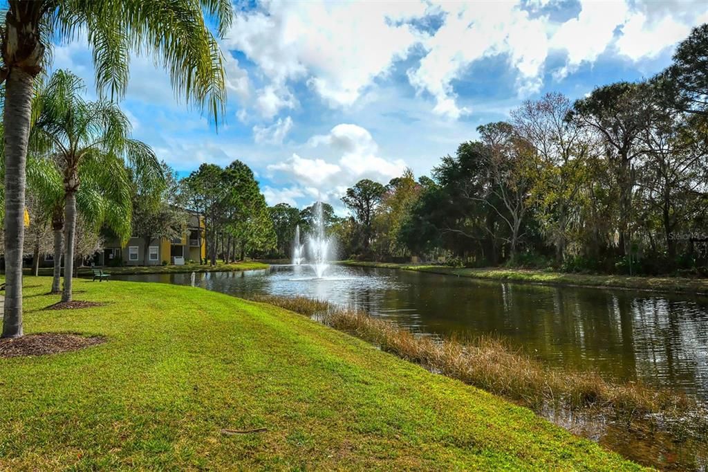En Venta: $299,202 (3 camas, 3 baños, 1359 Pies cuadrados)