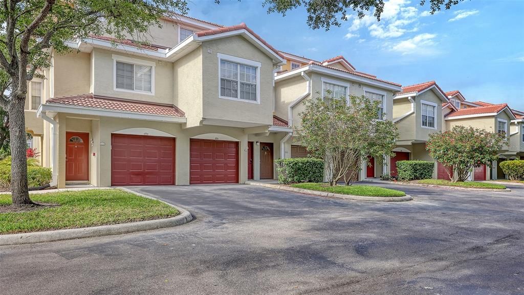 En Venta: $299,202 (3 camas, 3 baños, 1359 Pies cuadrados)