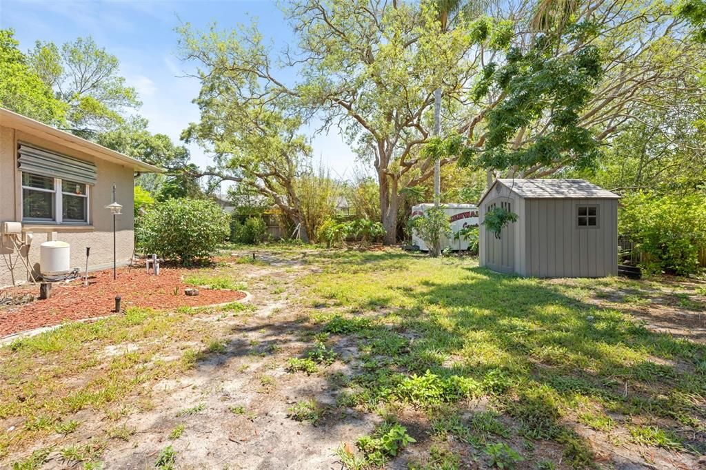 For Sale: $254,000 (2 beds, 2 baths, 1284 Square Feet)