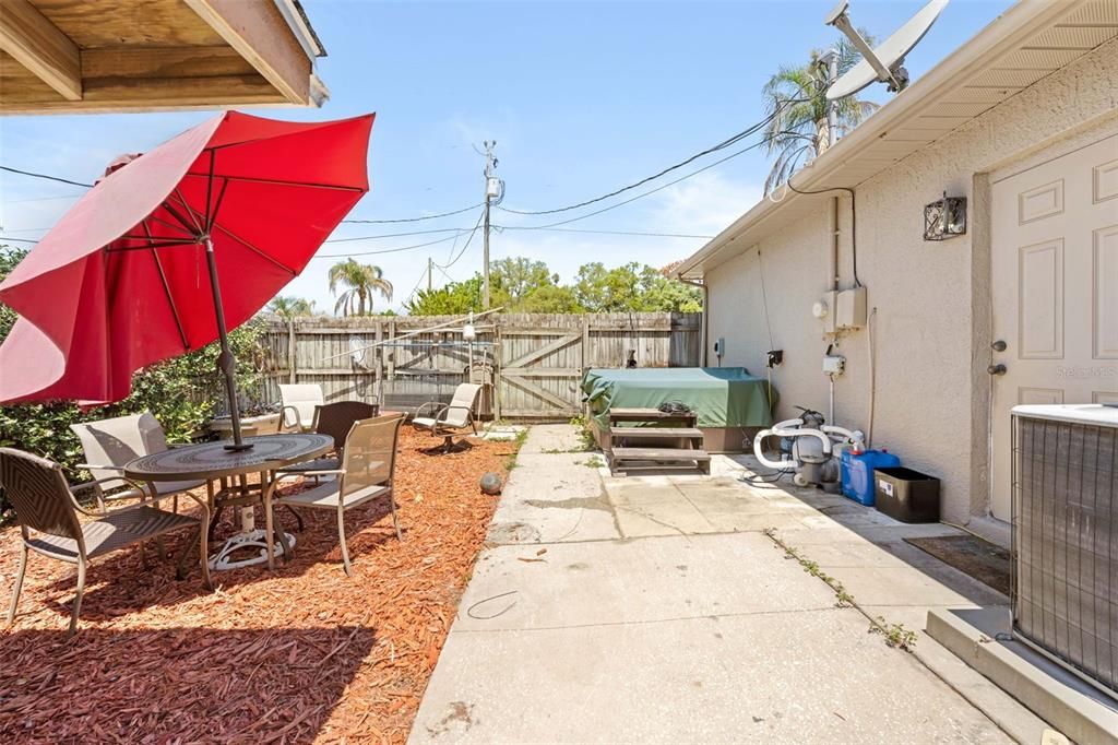 For Sale: $254,000 (2 beds, 2 baths, 1284 Square Feet)