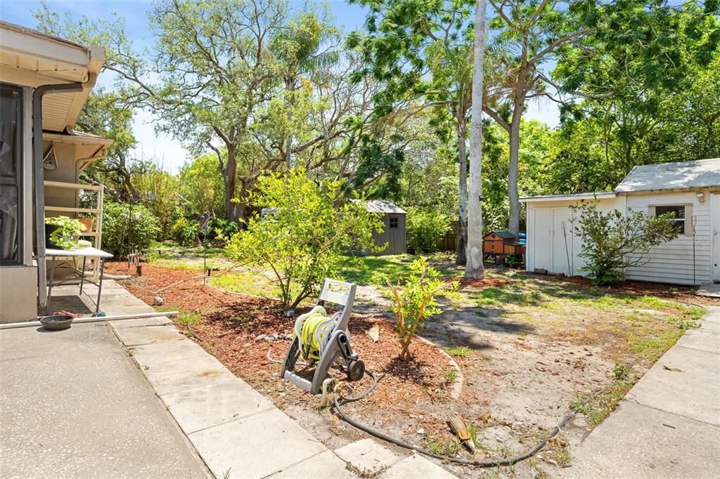 For Sale: $254,000 (2 beds, 2 baths, 1284 Square Feet)