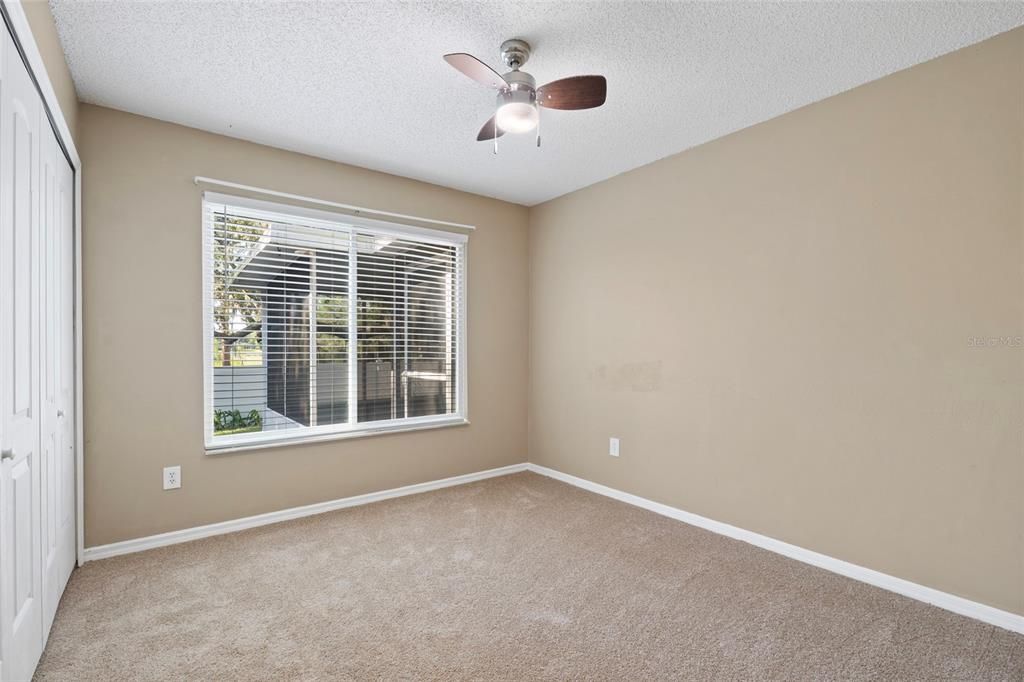 For Sale: $350,000 (3 beds, 2 baths, 1219 Square Feet)