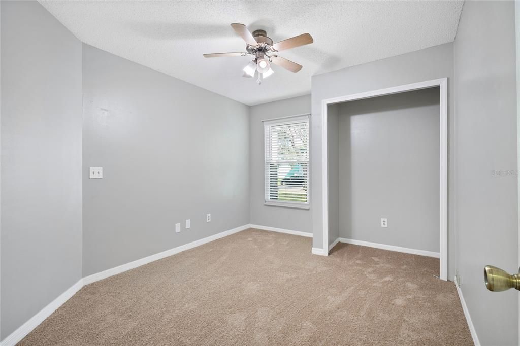 For Sale: $350,000 (3 beds, 2 baths, 1219 Square Feet)