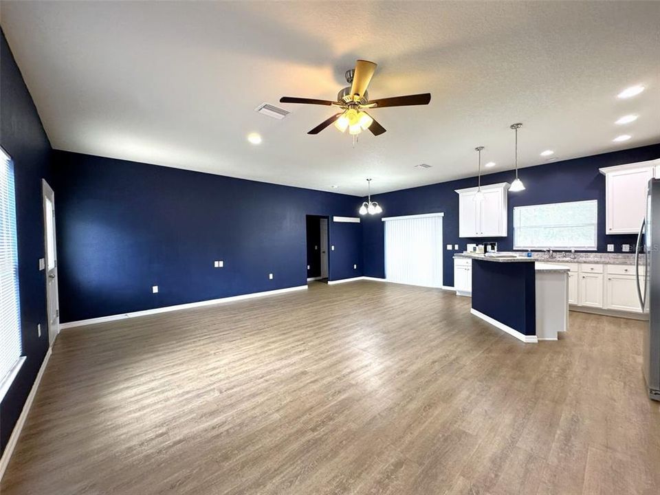 For Rent: $1,800 (3 beds, 2 baths, 1535 Square Feet)