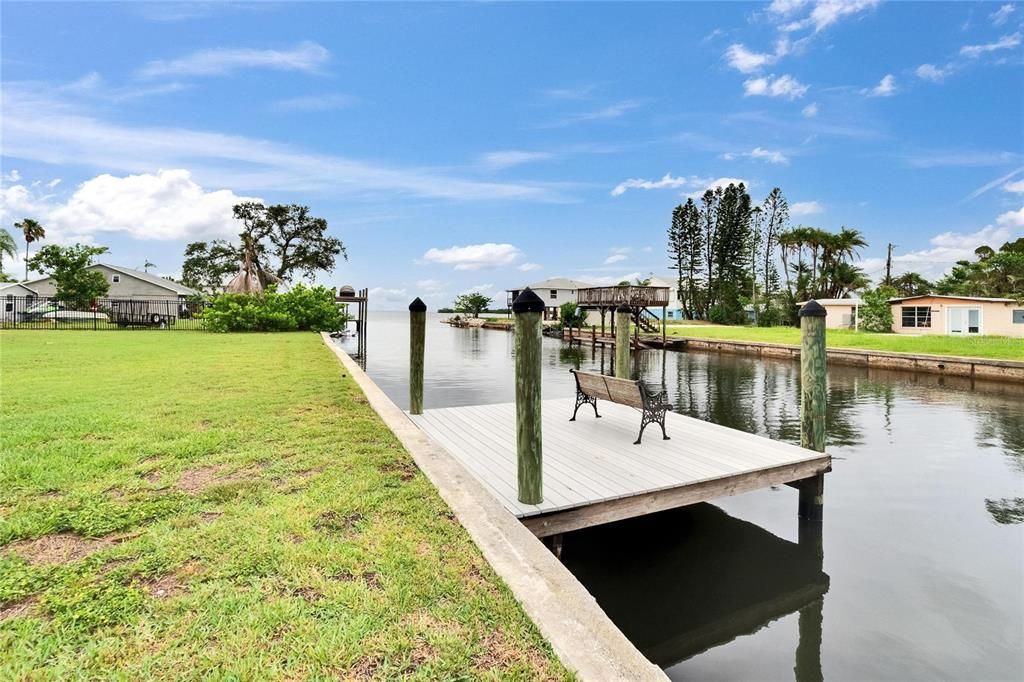 For Sale: $450,000 (3 beds, 2 baths, 1252 Square Feet)