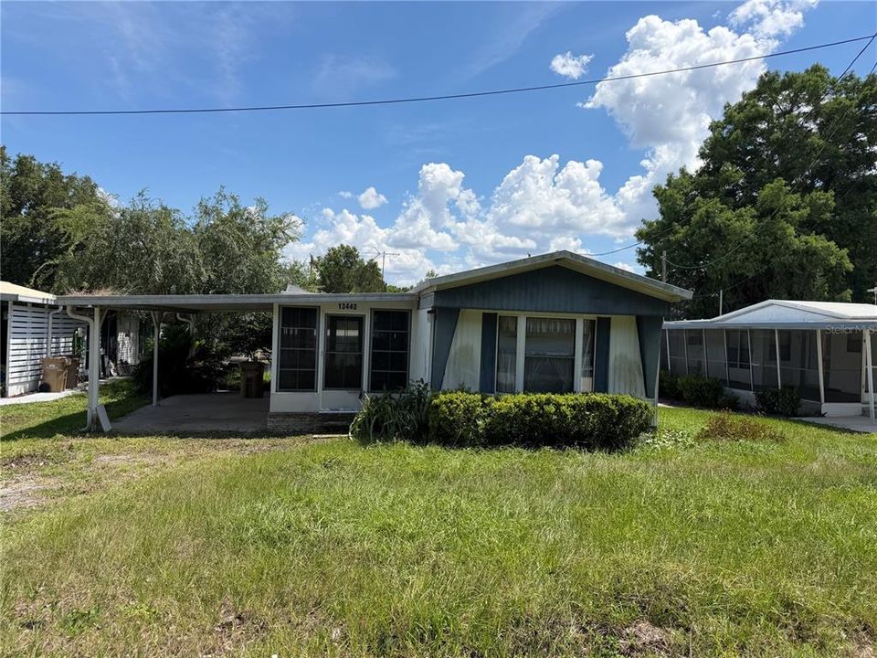 For Sale: $139,900 (2 beds, 2 baths, 840 Square Feet)