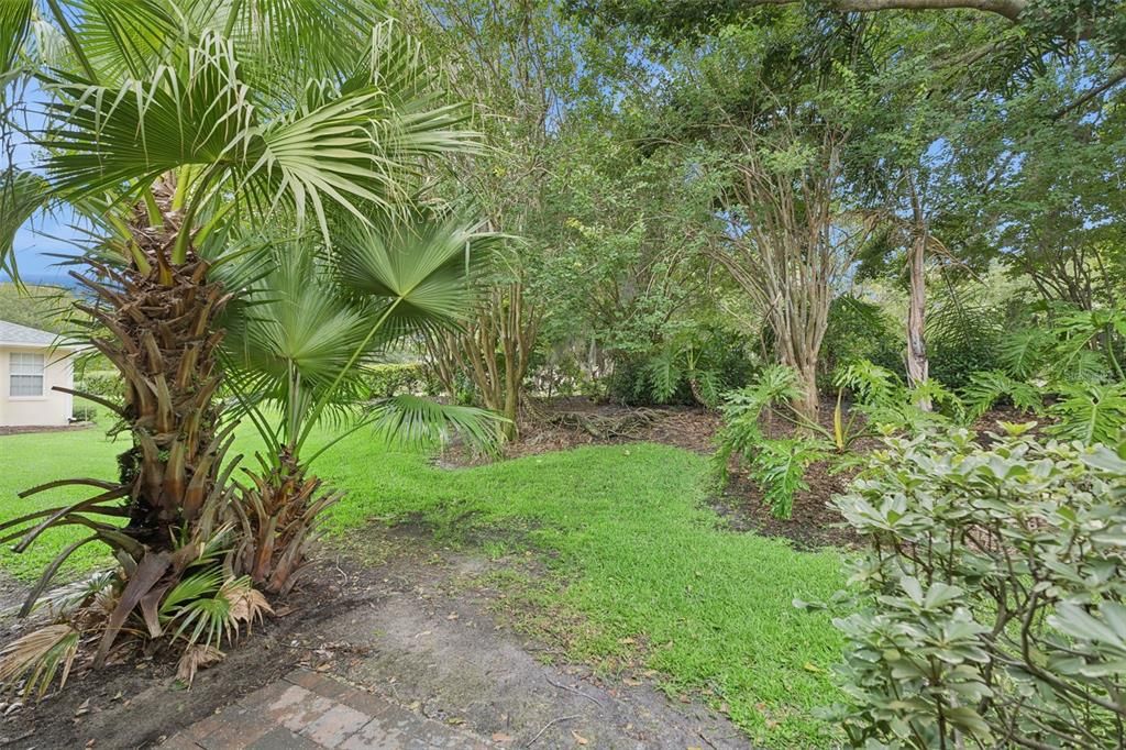 For Sale: $234,000 (2 beds, 2 baths, 1368 Square Feet)