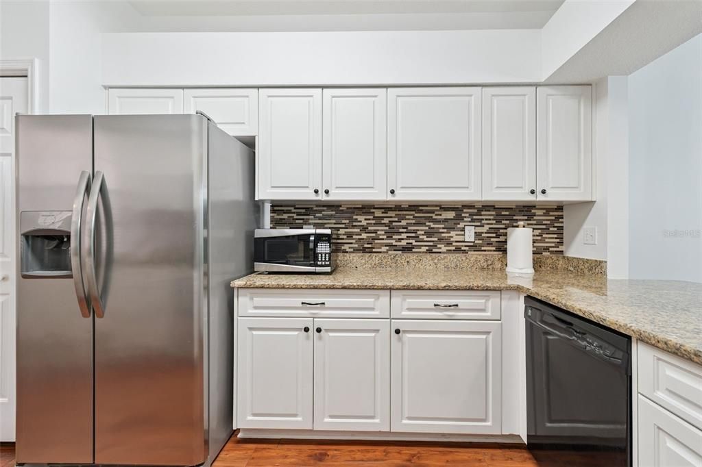 For Sale: $234,000 (2 beds, 2 baths, 1368 Square Feet)