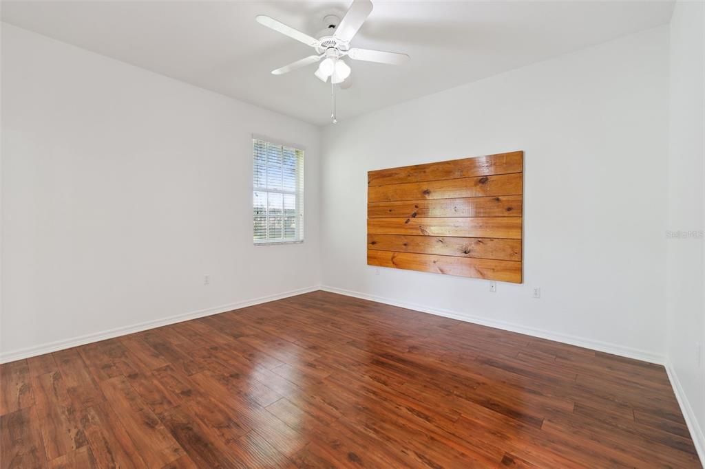 For Sale: $234,000 (2 beds, 2 baths, 1368 Square Feet)