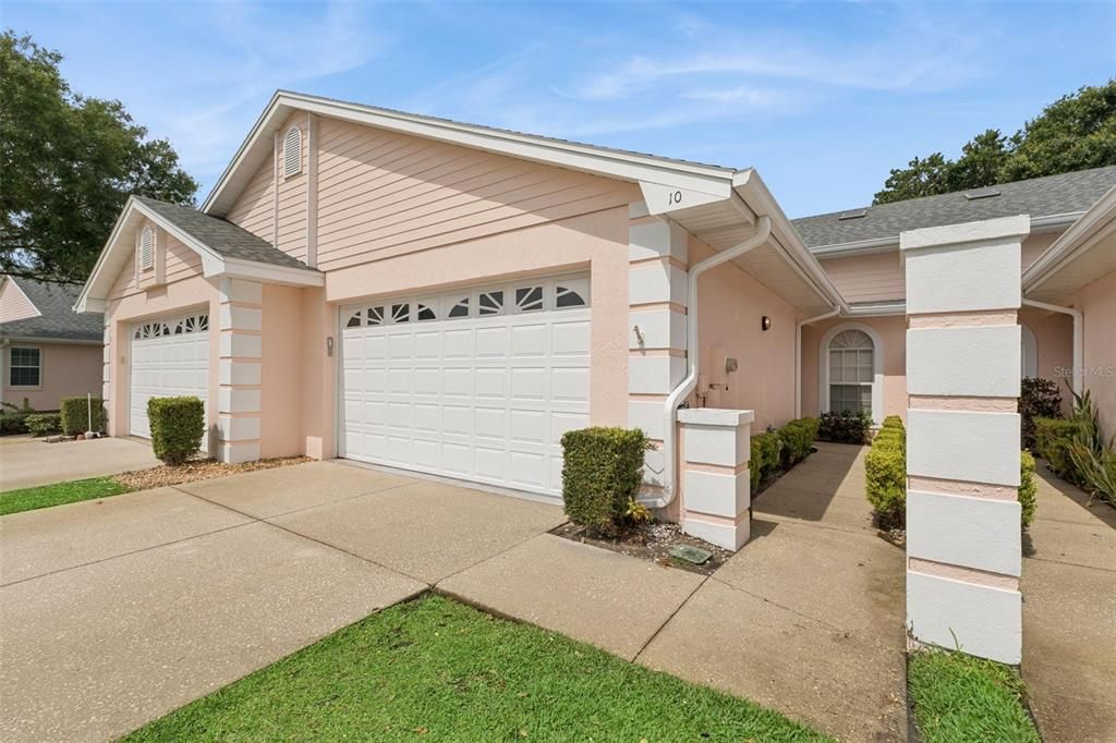 For Sale: $234,000 (2 beds, 2 baths, 1368 Square Feet)