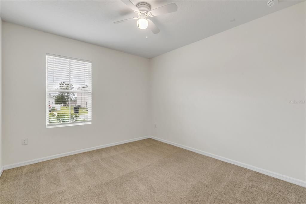 En Venta: $314,900 (4 camas, 2 baños, 2319 Pies cuadrados)