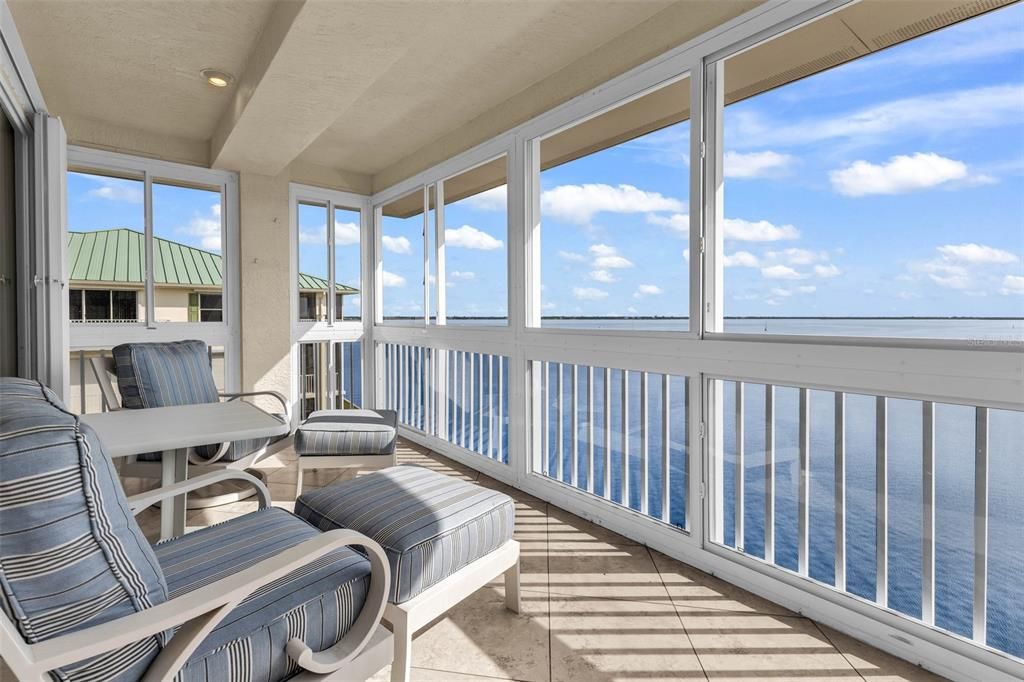 For Sale: $599,000 (3 beds, 2 baths, 2172 Square Feet)