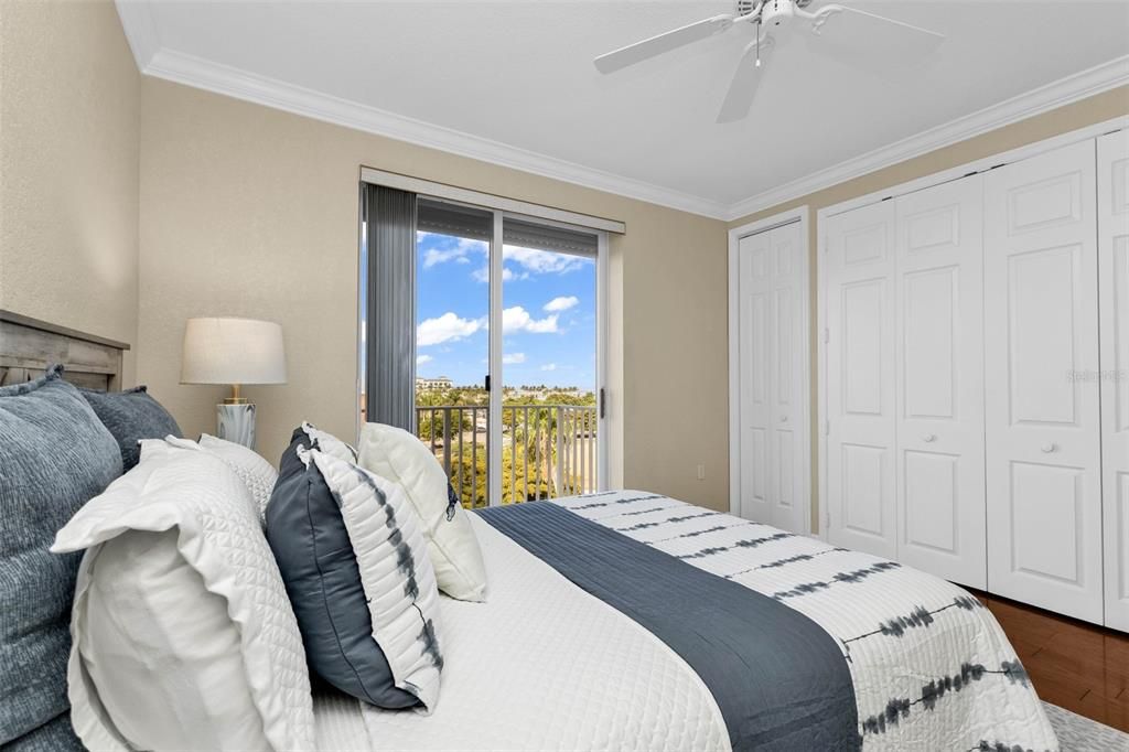 For Sale: $599,000 (3 beds, 2 baths, 2172 Square Feet)