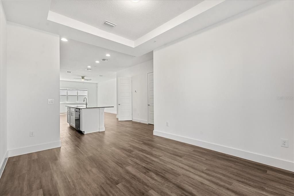 В аренду: $2,875 (3 спален, 2 ванн, 1800 Квадратных фут)