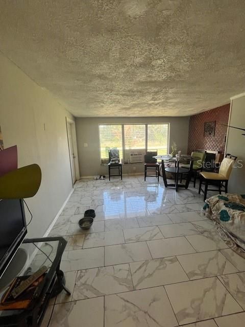 En Venta: $149,000 (3 camas, 1 baños, 1500 Pies cuadrados)