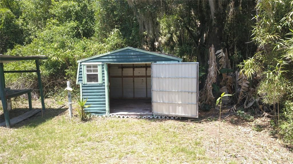 For Sale: $110,000 (2 beds, 1 baths, 770 Square Feet)