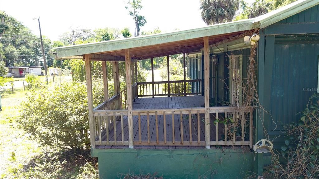 For Sale: $110,000 (2 beds, 1 baths, 770 Square Feet)