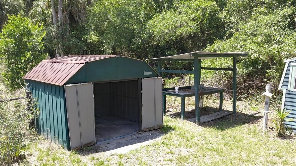 For Sale: $110,000 (2 beds, 1 baths, 770 Square Feet)