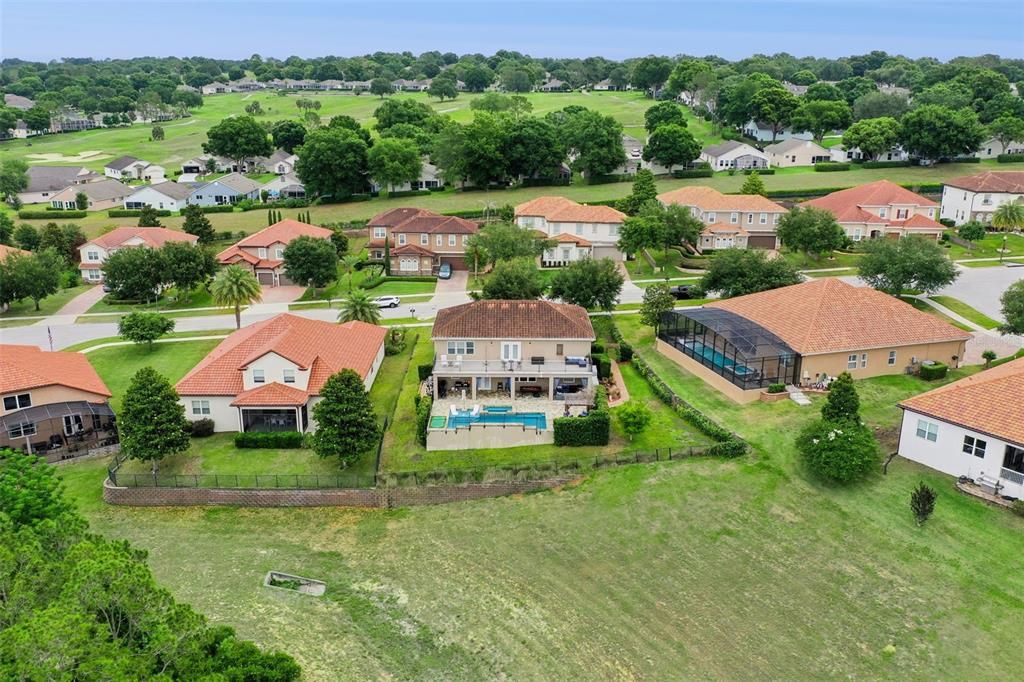 На продажу: $945,000 (5 спален, 2 ванн, 3416 Квадратных фут)