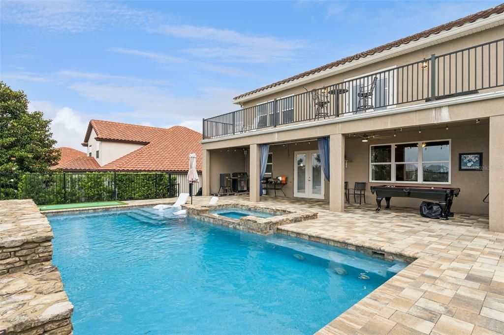 На продажу: $945,000 (5 спален, 2 ванн, 3416 Квадратных фут)