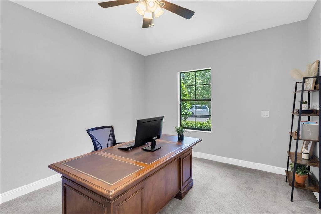 For Sale: $980,000 (5 beds, 4 baths, 3547 Square Feet)