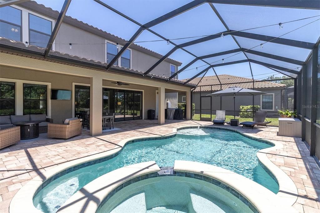 For Sale: $980,000 (5 beds, 4 baths, 3547 Square Feet)