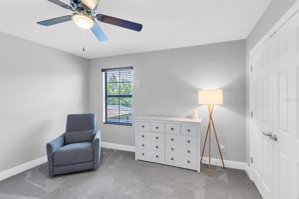 For Sale: $980,000 (5 beds, 4 baths, 3547 Square Feet)