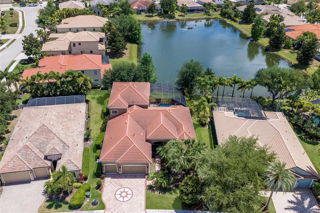 For Sale: $995,000 (5 beds, 4 baths, 4188 Square Feet)