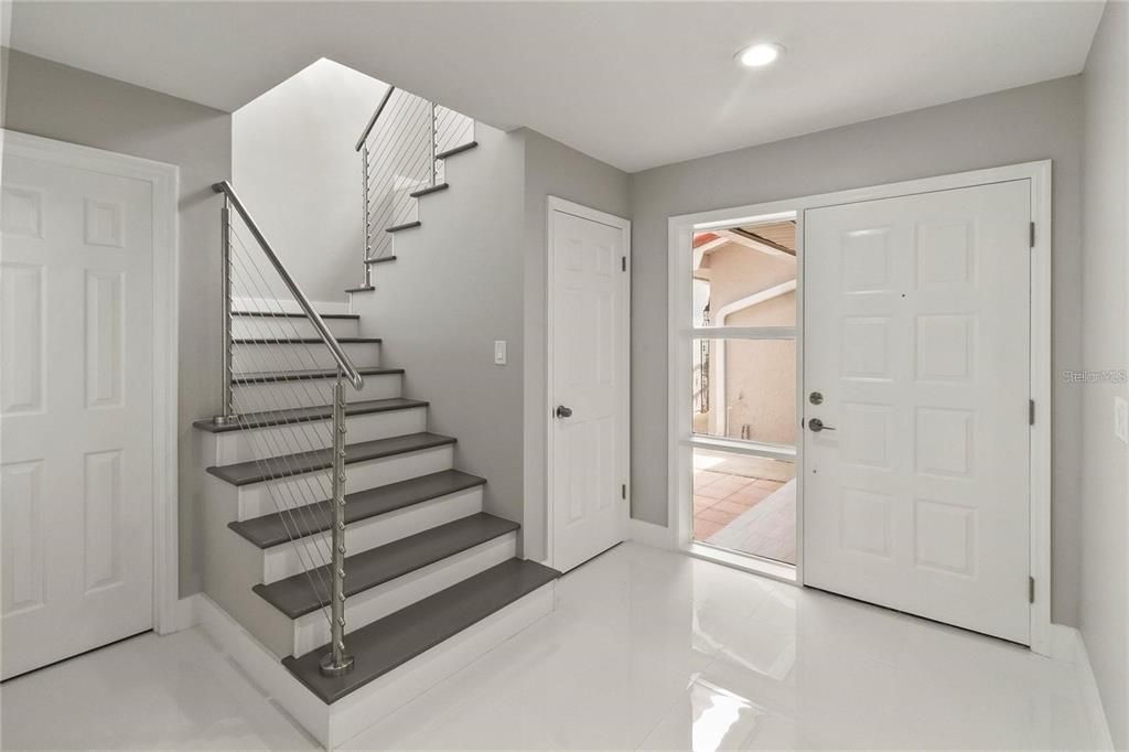 Active With Contract: $3,400 (3 beds, 2 baths, 1994 Square Feet)