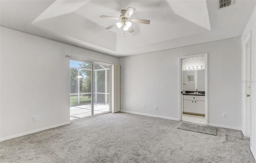 Active With Contract: $170,000 (3 beds, 2 baths, 1687 Square Feet)