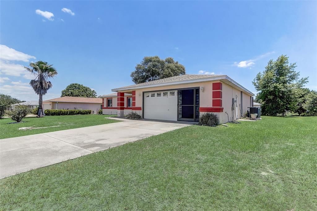 Active With Contract: $170,000 (3 beds, 2 baths, 1687 Square Feet)