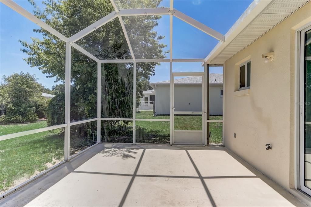 Active With Contract: $170,000 (3 beds, 2 baths, 1687 Square Feet)