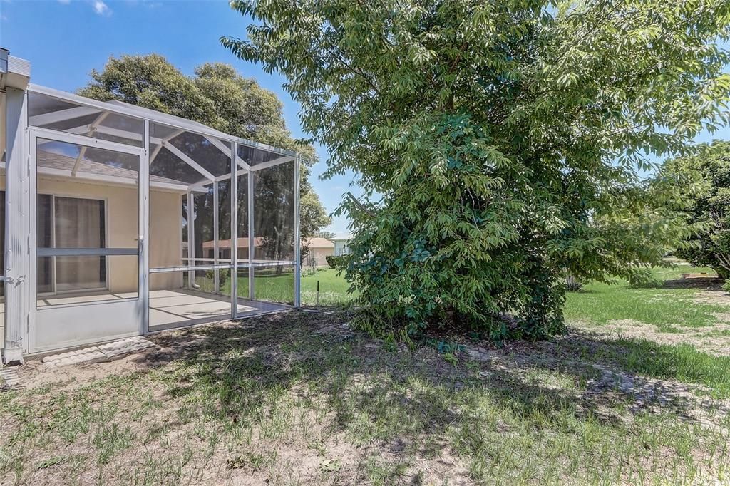 Active With Contract: $170,000 (3 beds, 2 baths, 1687 Square Feet)