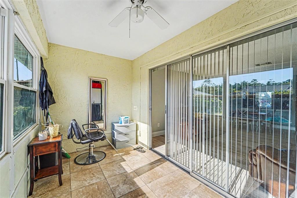 En Venta: $215,000 (2 camas, 2 baños, 956 Pies cuadrados)