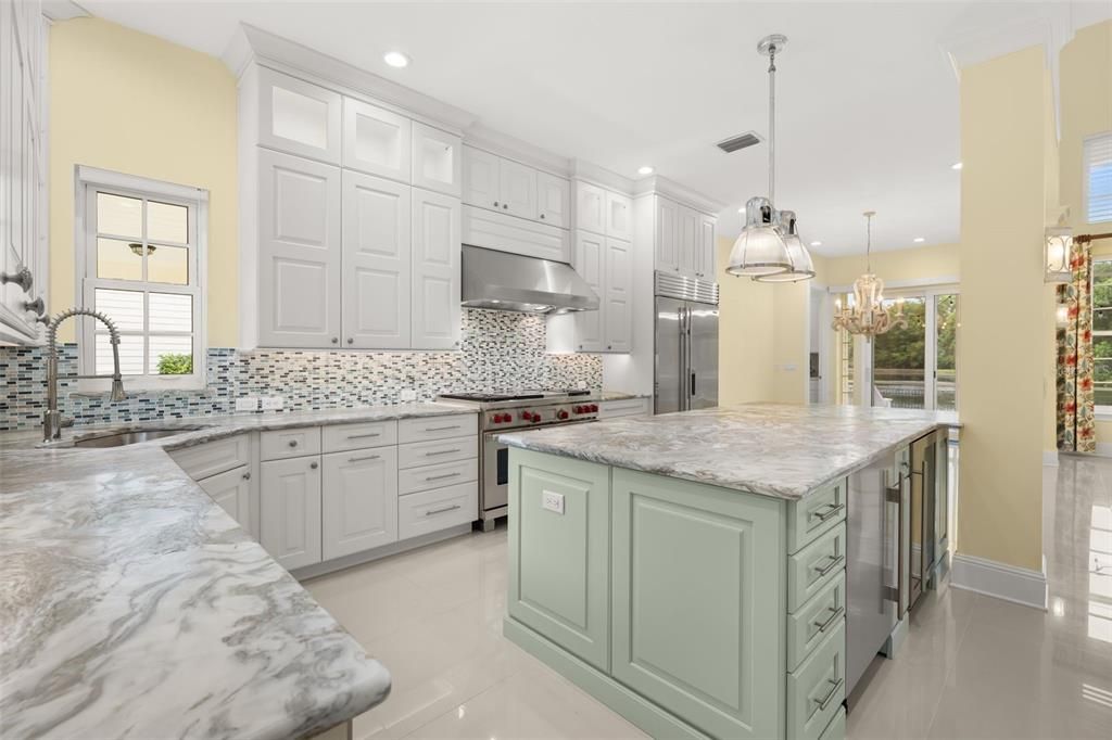 For Sale: $2,195,000 (5 beds, 4 baths, 4205 Square Feet)